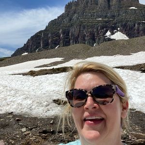 Meet your Posher, Jeannie